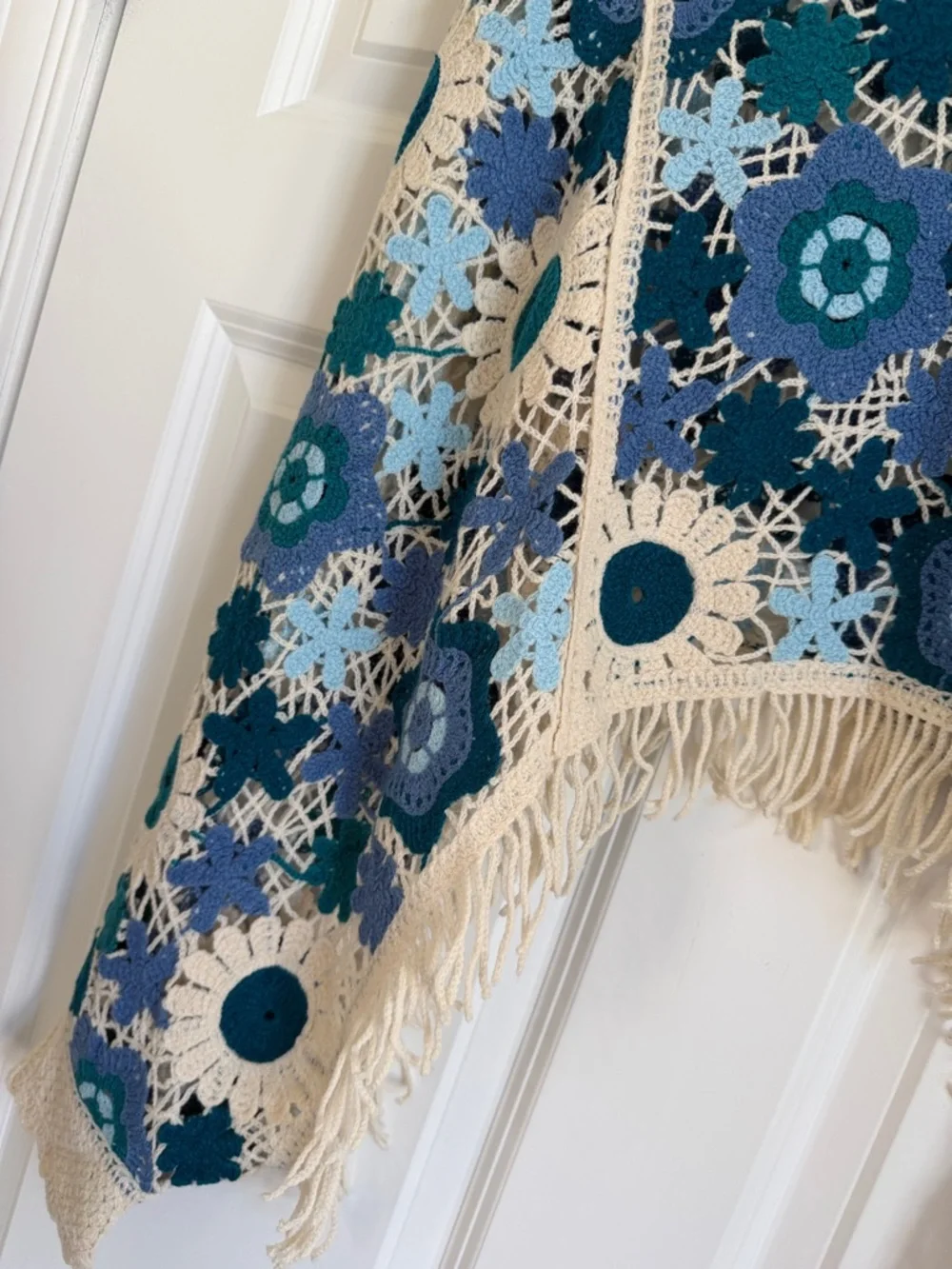 House of Harlow 1960 Multicolor Crochet Sweater Top - Picture 3 of 8